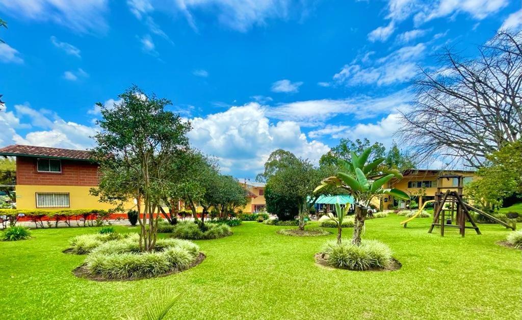 Finca Hotel La Ponderosa Rionegro Eksteriør billede